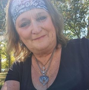 Meet your Posher, Brenda